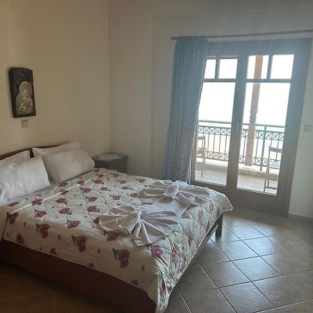 Mpalmpanas Villas Ієрісос Екстер'єр фото