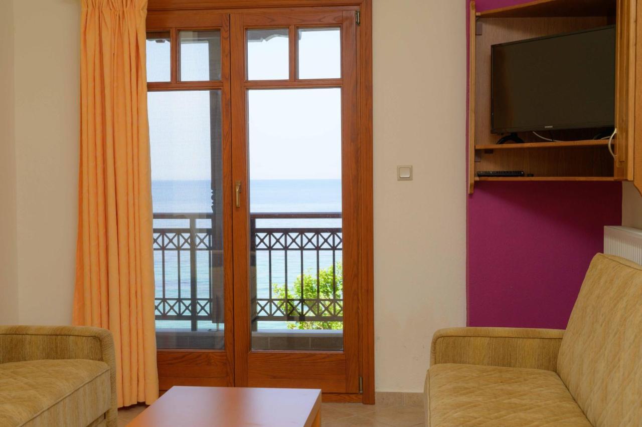 Mpalmpanas Villas Ієрісос Екстер'єр фото