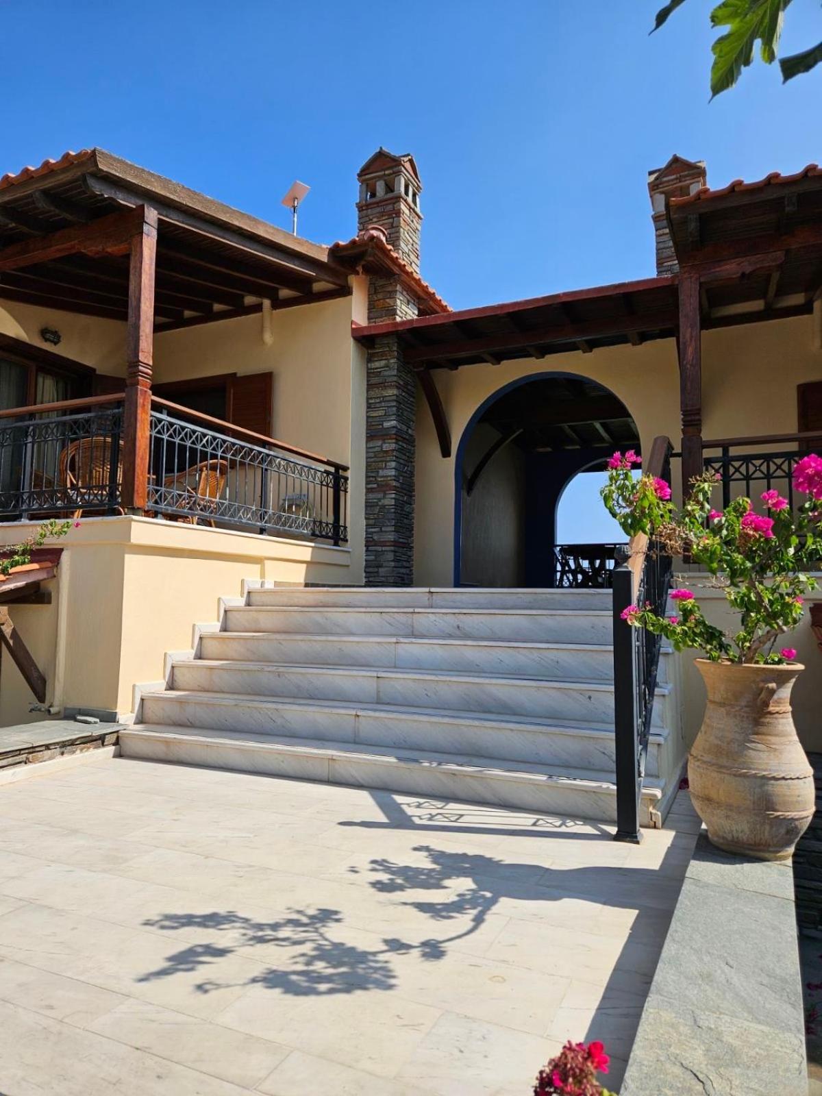 Mpalmpanas Villas Ієрісос Екстер'єр фото